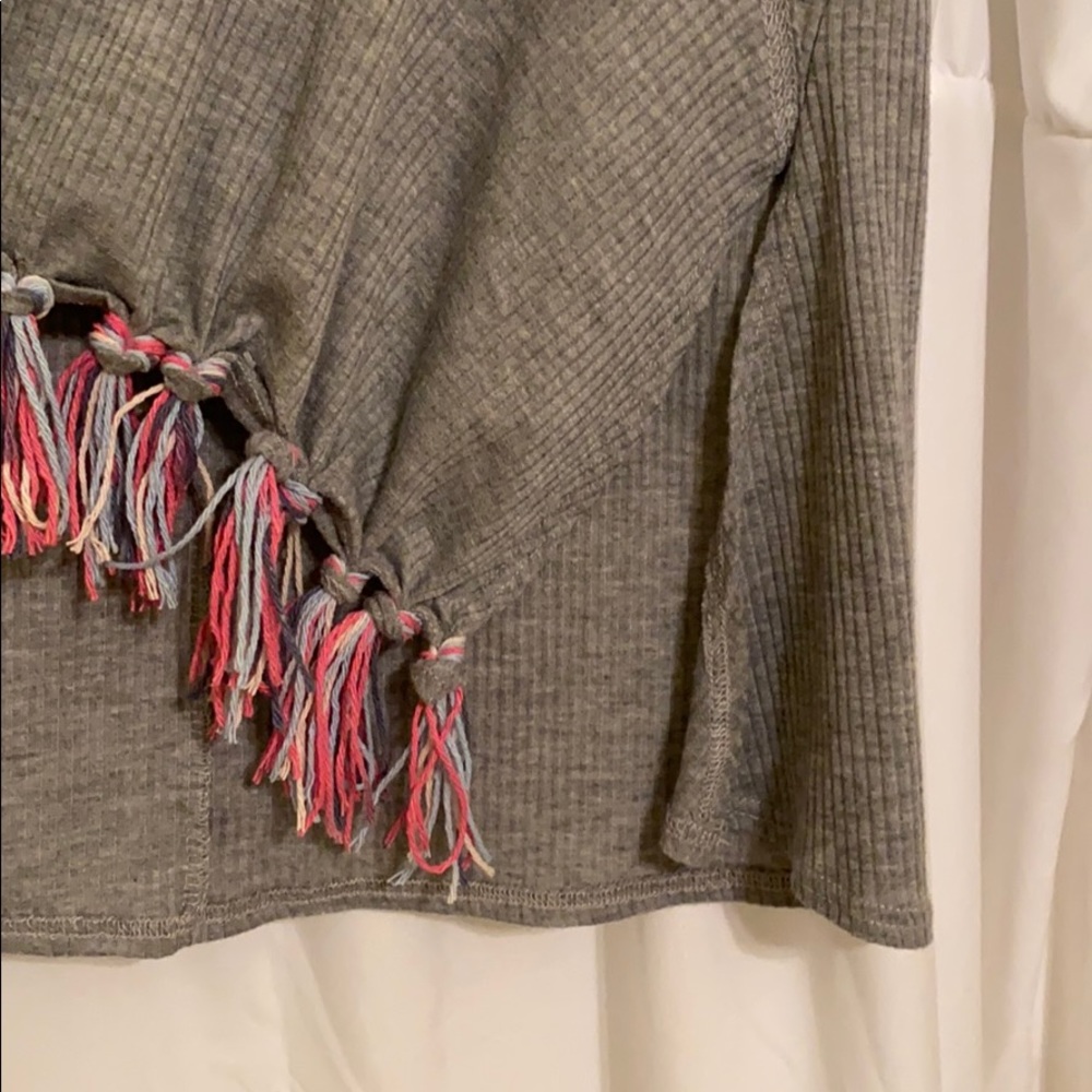 FRINGE TOP - Picture 4 of 5